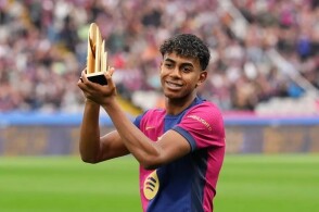 都灵vs科莫：杜万-萨帕塔、弗拉希奇首发，莫拉塔、尼科-帕斯出战