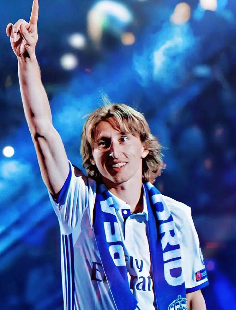 穆里尼奥，安切洛蒂和瓜迪奥拉的最佳阵容！来场三强...