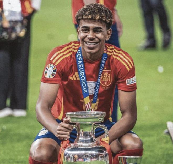 打脸罗马诺？泰晤士名记：埃弗顿还没向切尔西报价霍尔