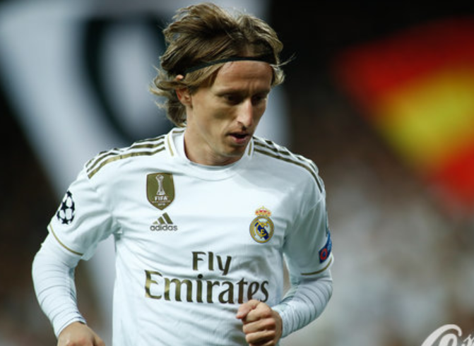 萨尼亚选择内马尔为自己最难对付的对手，廷贝尔选择梅西